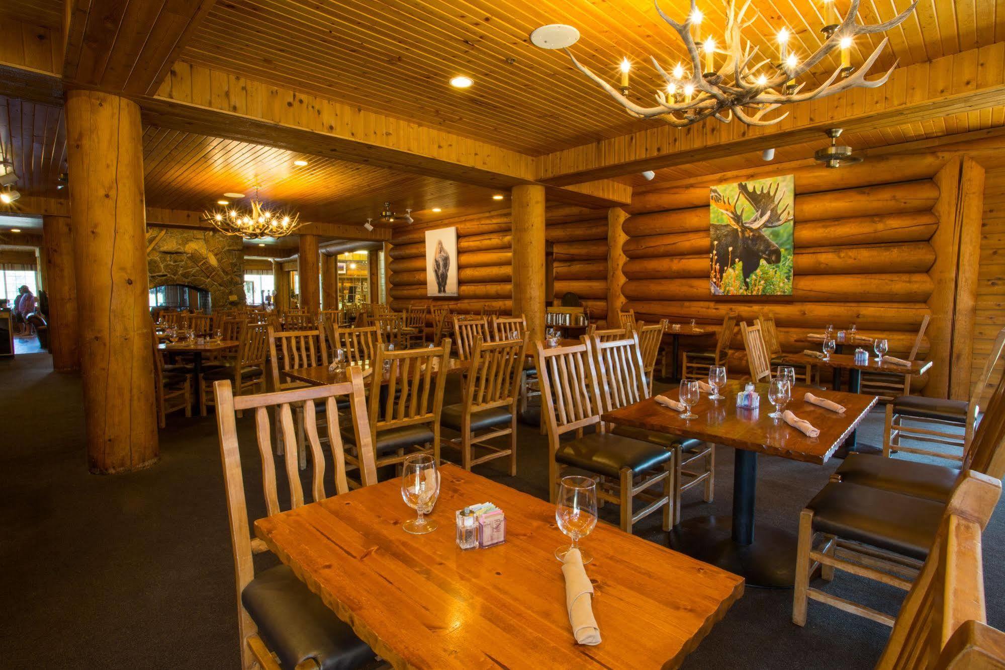 Headwaters Lodge & Cabins At Flagg Ranch Моран Экстерьер фото